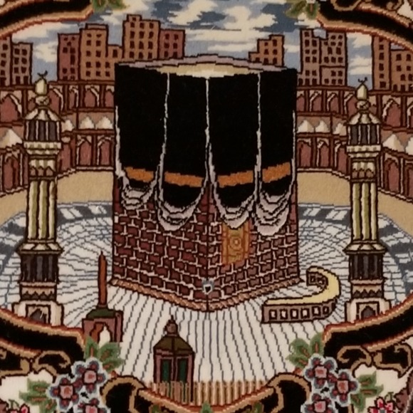 Meet your Posher, Alia - Picture 1 of 1